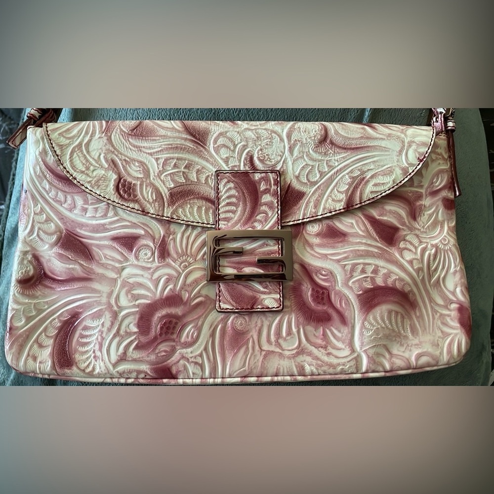 Fendi Pink Embossed leather Shoulder Bag